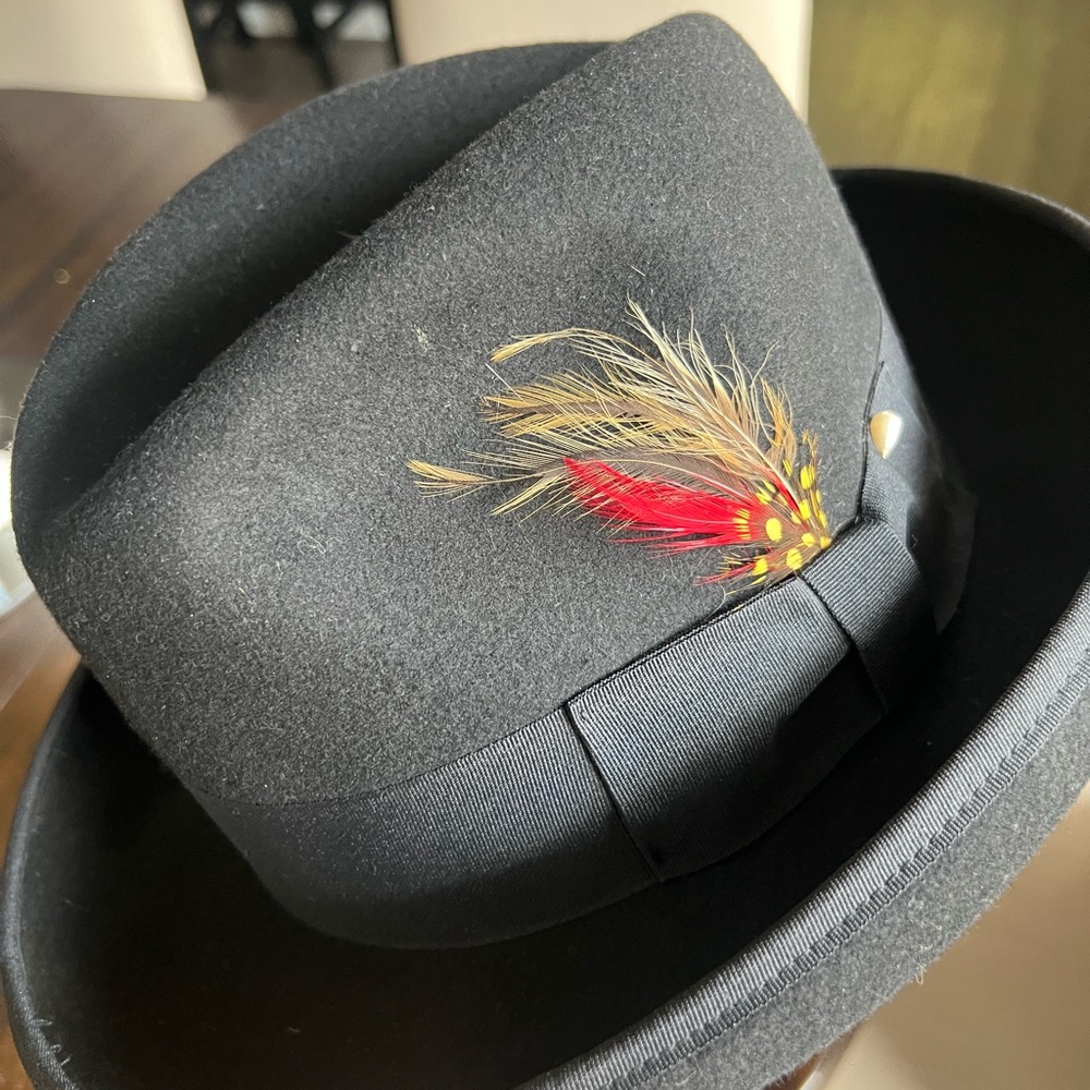 Black Hamburg Hat with Feather Accent size Medium